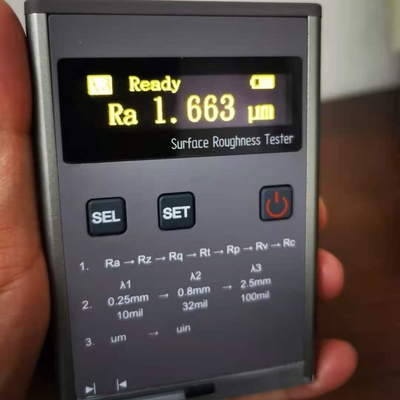 Srt5060 เครื่องทดสอบพื้นผิว 7 พารามิเตอร์ Ra Rz Rq Rt Rp Rv Rc แบบใช้มือถือ