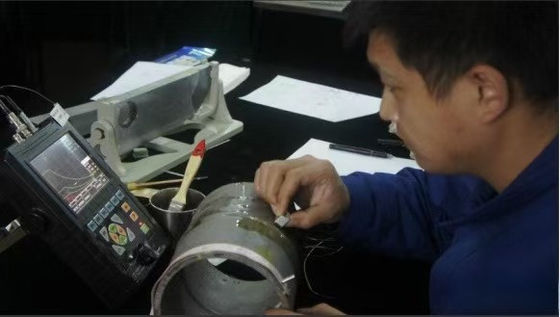 FD-GT-1010 เครื่องตรวจจับข้อบกพร่องแบบอัลตราโซนิก ขับเคลื่อนด้วยคลื่นสี่เหลี่ยม หน้าจอ TFT ขนาด 5.7 นิ้ว สำหรับการตรวจสอบภาชนะรับแรงดันและรางรถไฟ