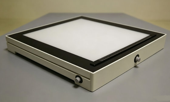 HFV-700D ขนาดใหญ่ NDT LED X-ray Film Viewer 18×19 Inch Screen Industrial Radiographic Viewing Lamp โคมไฟฉายแสงอุตสาหกรรม