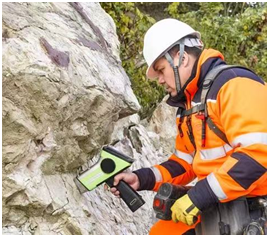 เครื่องวิเคราะห์โลหะหนักในดินแบบพกพา SDD Detector XRF รุ่น HXRF-800