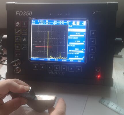 FD350 IP65 อุปกรณ์วัดความบกพร่องและความหนาด้วยเสียงฉีดฉีด 640×480 เครื่องตรวจพบความบกพร่องอุตสาหกรรม TFT LCD ความรู้สึกสูง