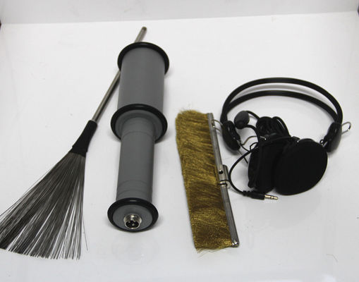 HD-101 เครื่องตรวจจับวันหยุดแบบพกพา เครื่องตรวจสอบจุดประกาย เครื่องตรวจสอบจุดประกาย NDT Pinhole Thin Coating Defect Detector สําหรับการทดสอบชั้นป้องกันคอนกรีตโลหะ