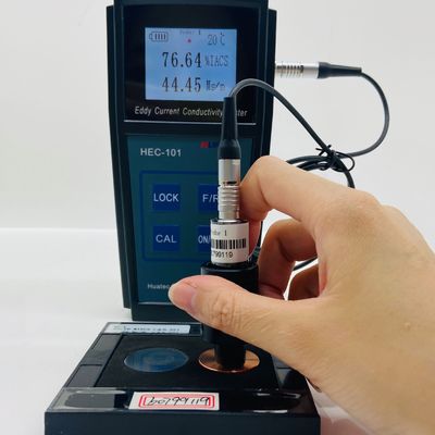 HEC-101 60KHz Eddy Current เครื่องทดสอบการนำไฟฟ้า % IACS MS/m หน่วยคู่การชดเชยอุณหภูมิอัตโนมัติอลูมิเนียมโลหะผสมทองแดงเครื่องวัดค่าการนำไฟฟ้า