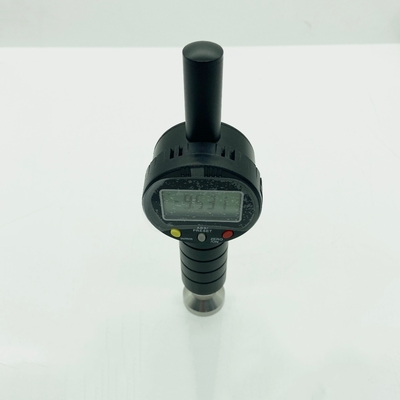 เครื่องวัดระดับผิวมือดิจิตอล SRT-5240