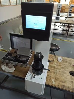 HB-3000E เครื่องทดสอบความแข็งของอิเล็กทรอนิกส์บรีเนลล์ การควบคุมวงจรปิด การบรรทุกอัตโนมัติด้วยเครื่องพิมพ์