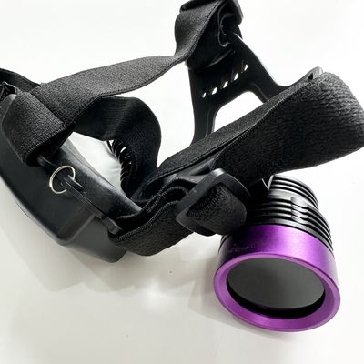 DG-3101S 90 องศา ปรับขึ้นและลง หลอดสีดําชนิดหมวก UV มีอายุการใช้งานเฉลี่ย 30 LED พื้นที่ฉายแสง 50 มม