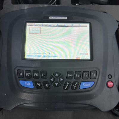 เครื่องวิเคราะห์การสั่นสะเทือนแบบ 4 หรือ 2 ช่องสัญญาณ