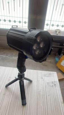 ด้วยไฟ LED-UV แบบชาร์จมือยืน