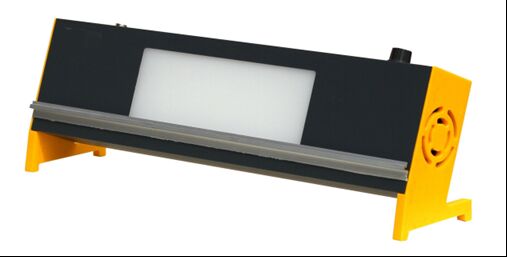 เครื่องฉายฟิล์ม LED ความสว่างสูง HFV-2000 สำหรับการประเมินฟิล์มความดำ 5.0D