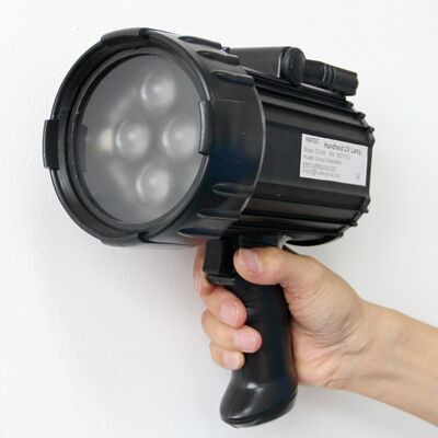 หลอด LED-UV จับมือชาร์จ Dtyle พร้อมฟังก์ชันคู่ UV และแสงขาว